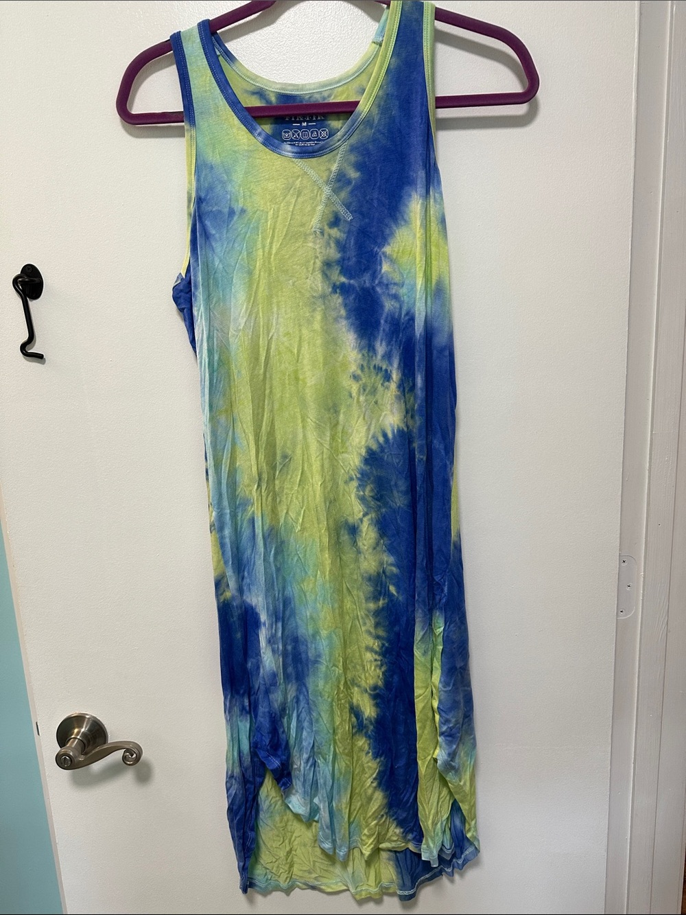 Sleeveless dress size M